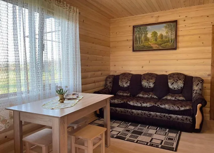 Hotel Avalon - на озері Boryslav