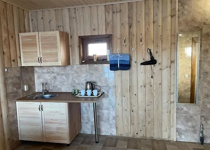 Hotel Avalon - на озері *